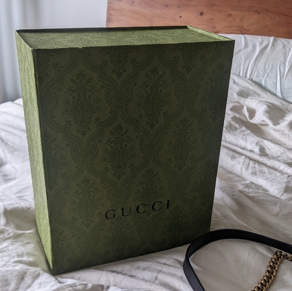 AUTHENTIC Gucci GG Marmont Mini - Picture 10 of 10